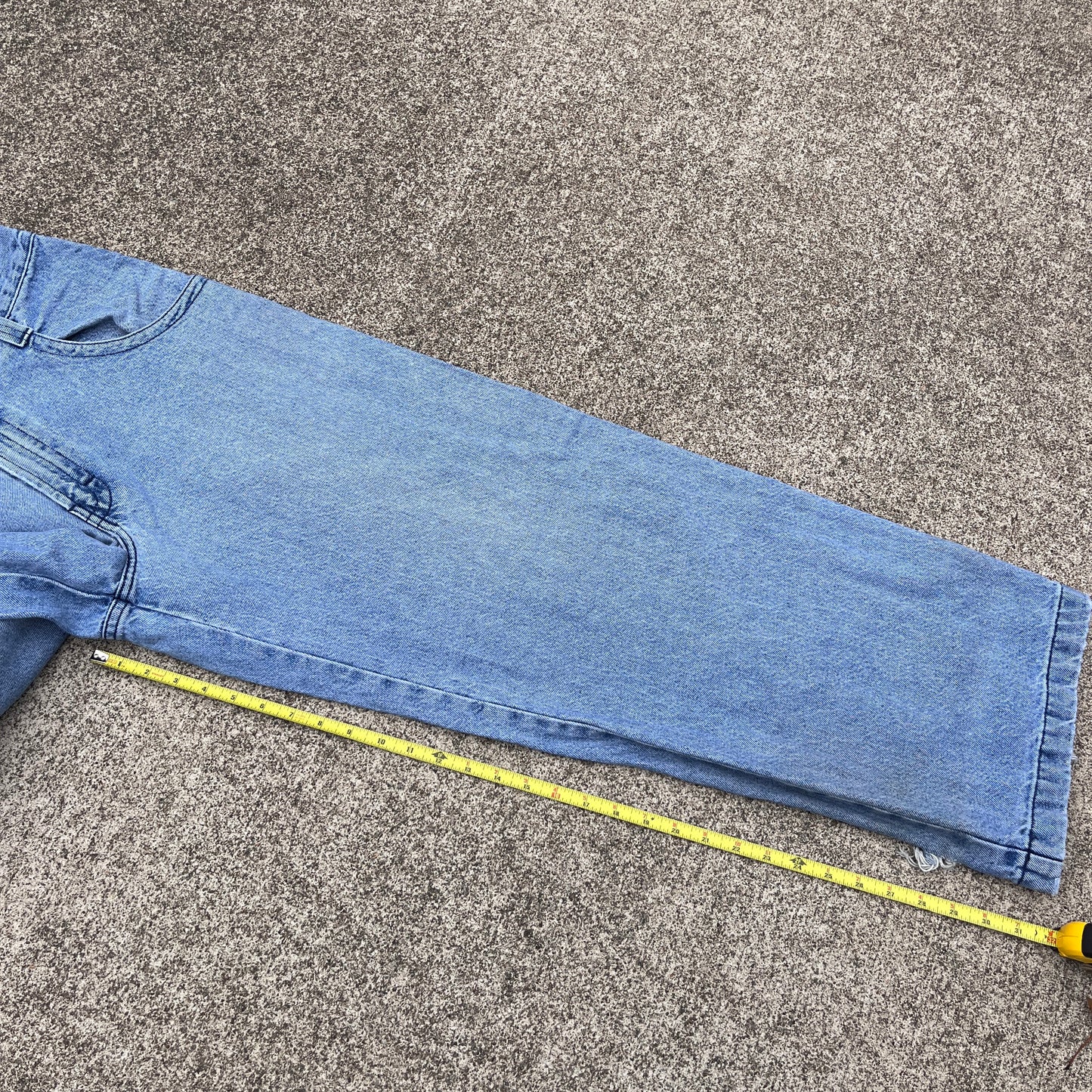 (32x32) Vintage JNCO Jeans Tuffy