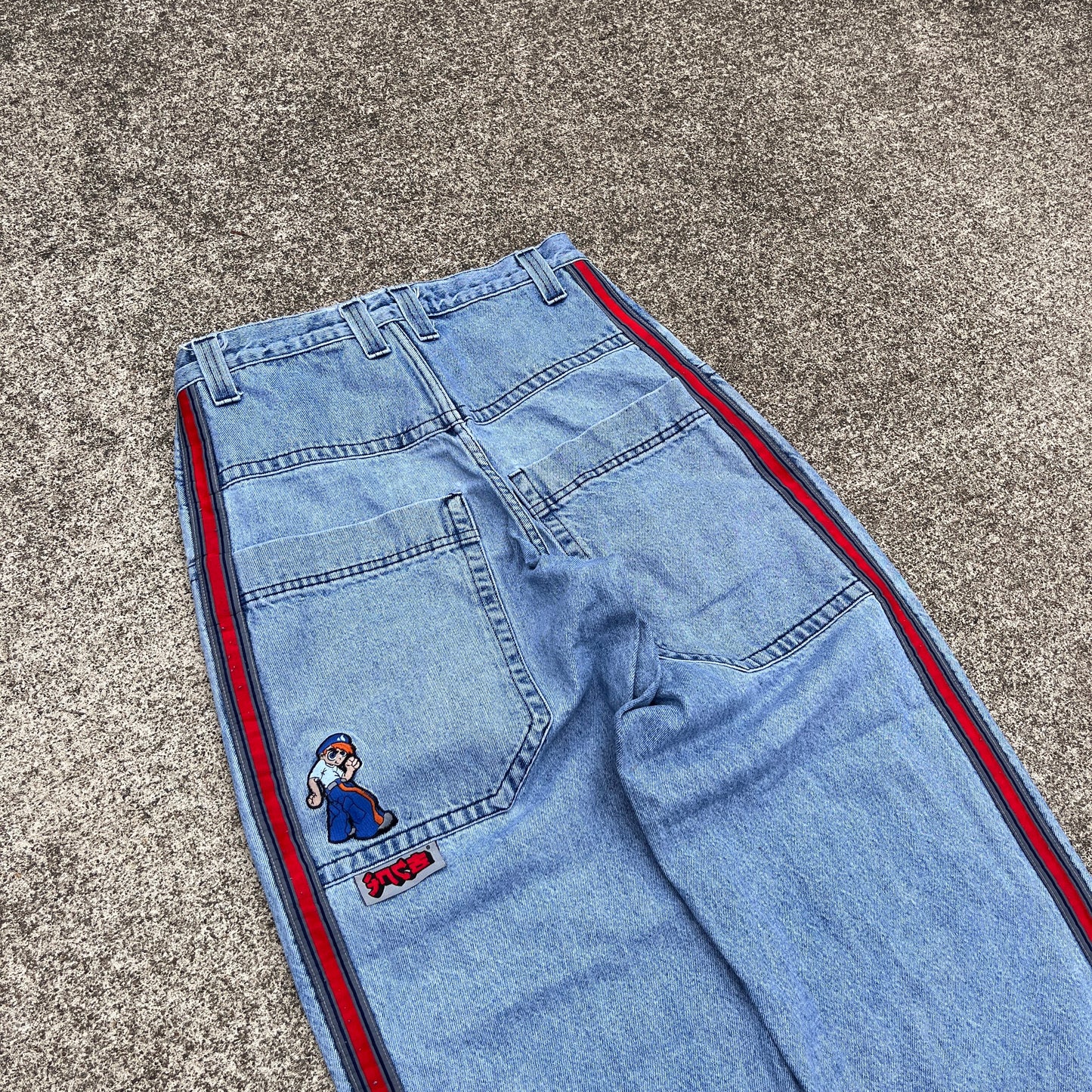 (32x32) Vintage JNCO Jeans Tuffy