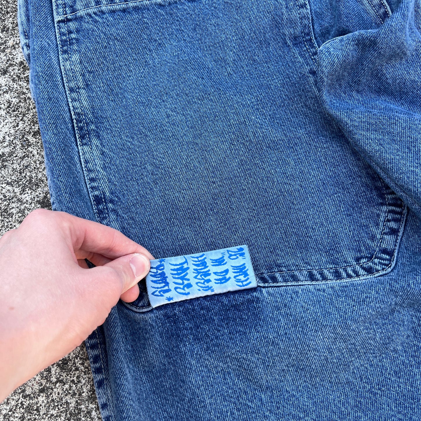 (32x32) Vintage JNCO Jeans Take