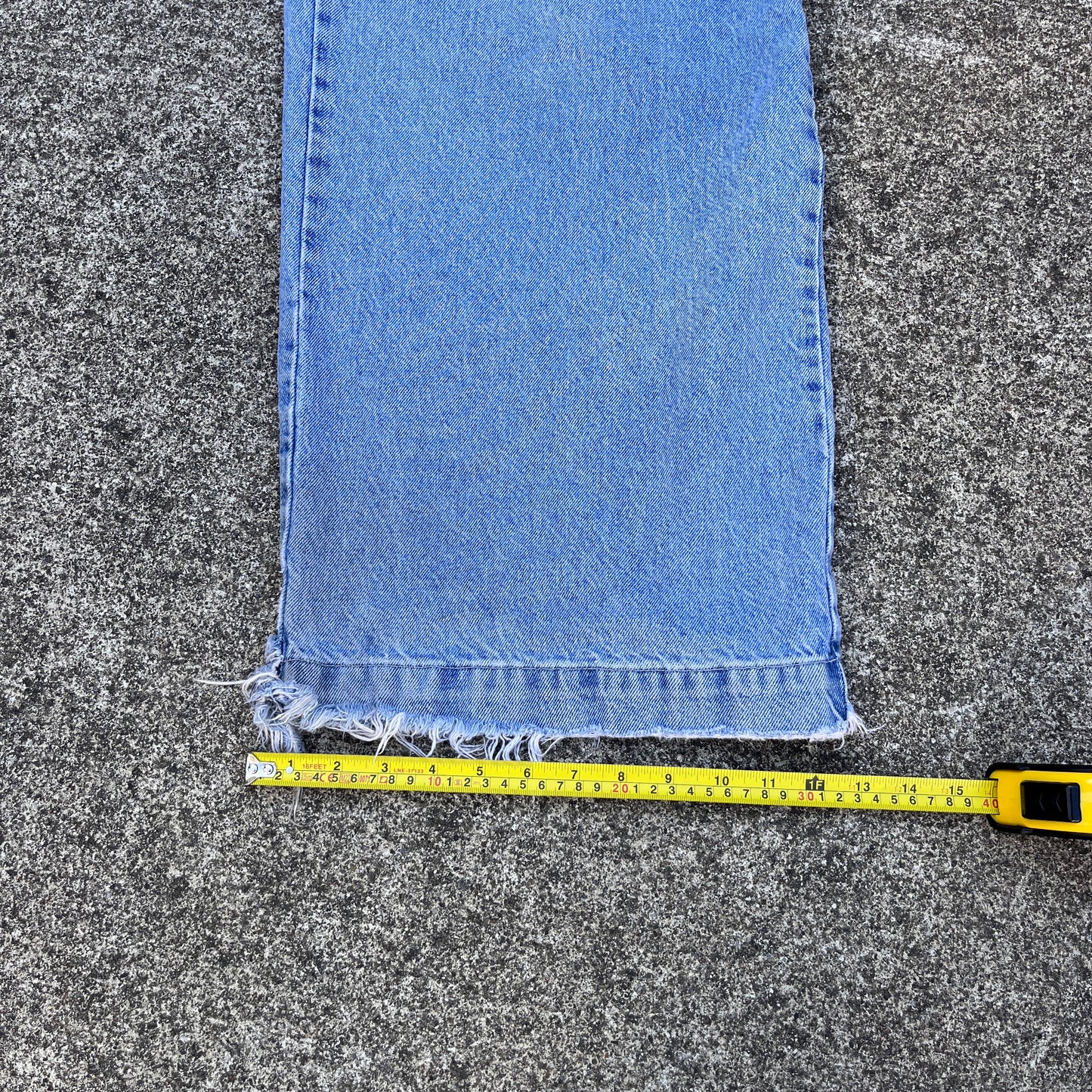 (33x30) Vintage JNCO Jeans Battle