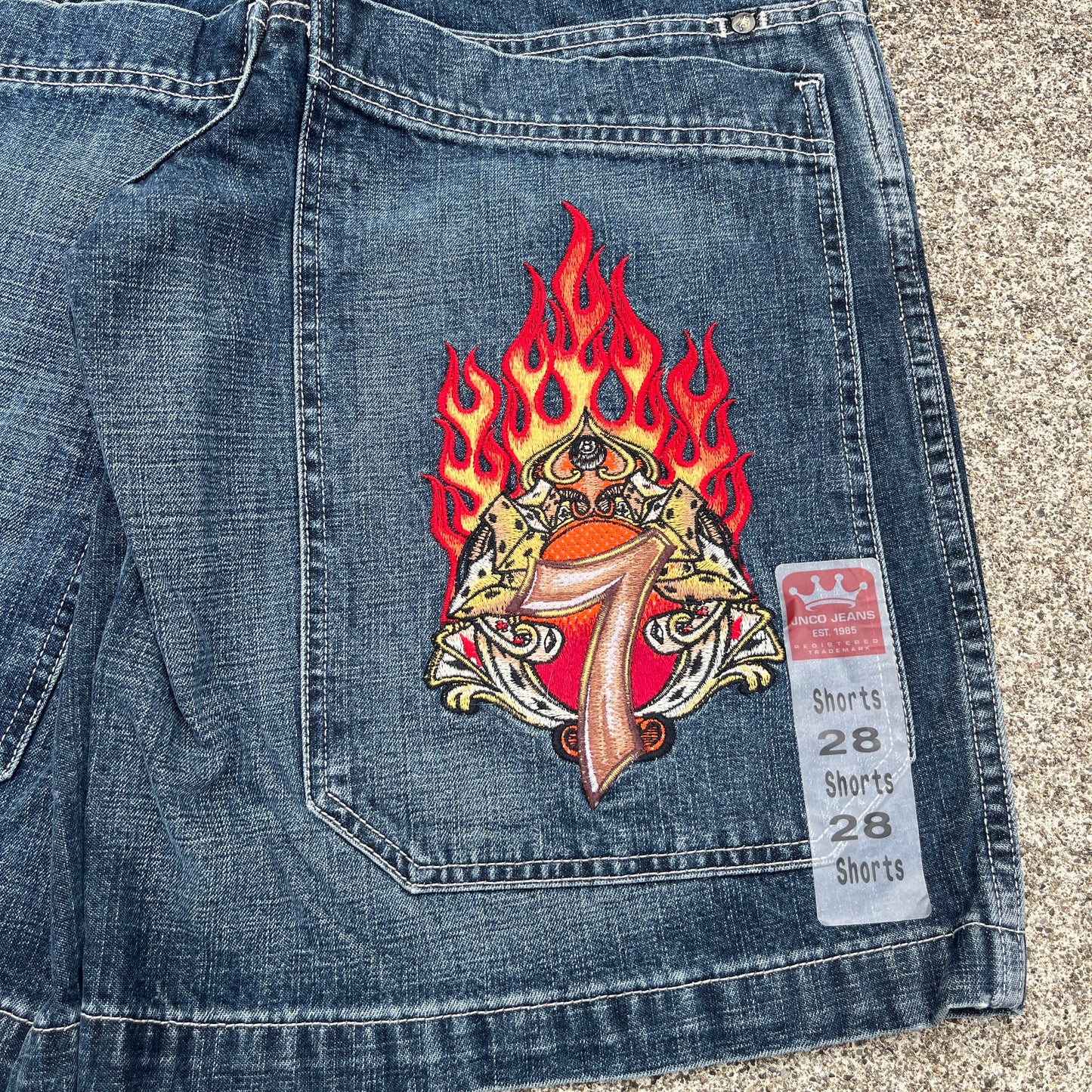 Vintage JNCO Jeans Shorts Flaming Lucky 7 28 (Deadstock) Rare