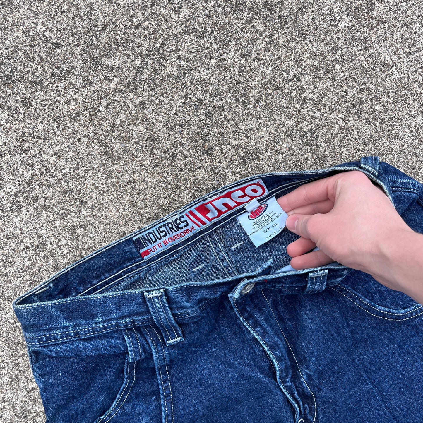 (32x30) Vintage JNCO Jeans Compressors