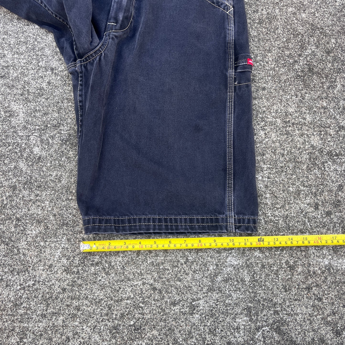 (28) Vintage JNCO Jeans Crown Jorts