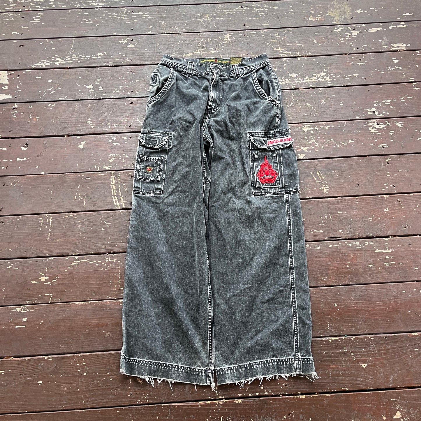 (32x32) Vintage JNCO Jeans Cargo Flaming Crown